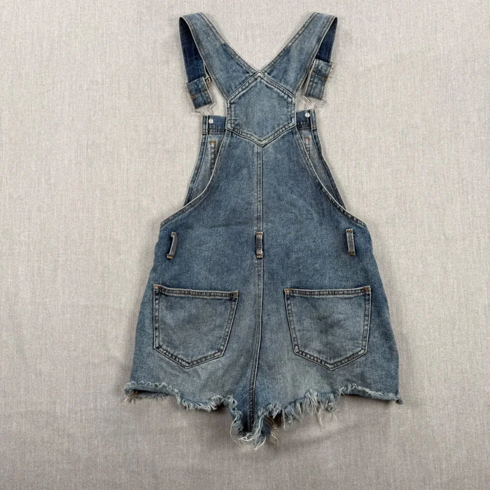 Melville Womens Denim Shortalls Medium Wash Raw Hem Overalls Size S 829SP155005B